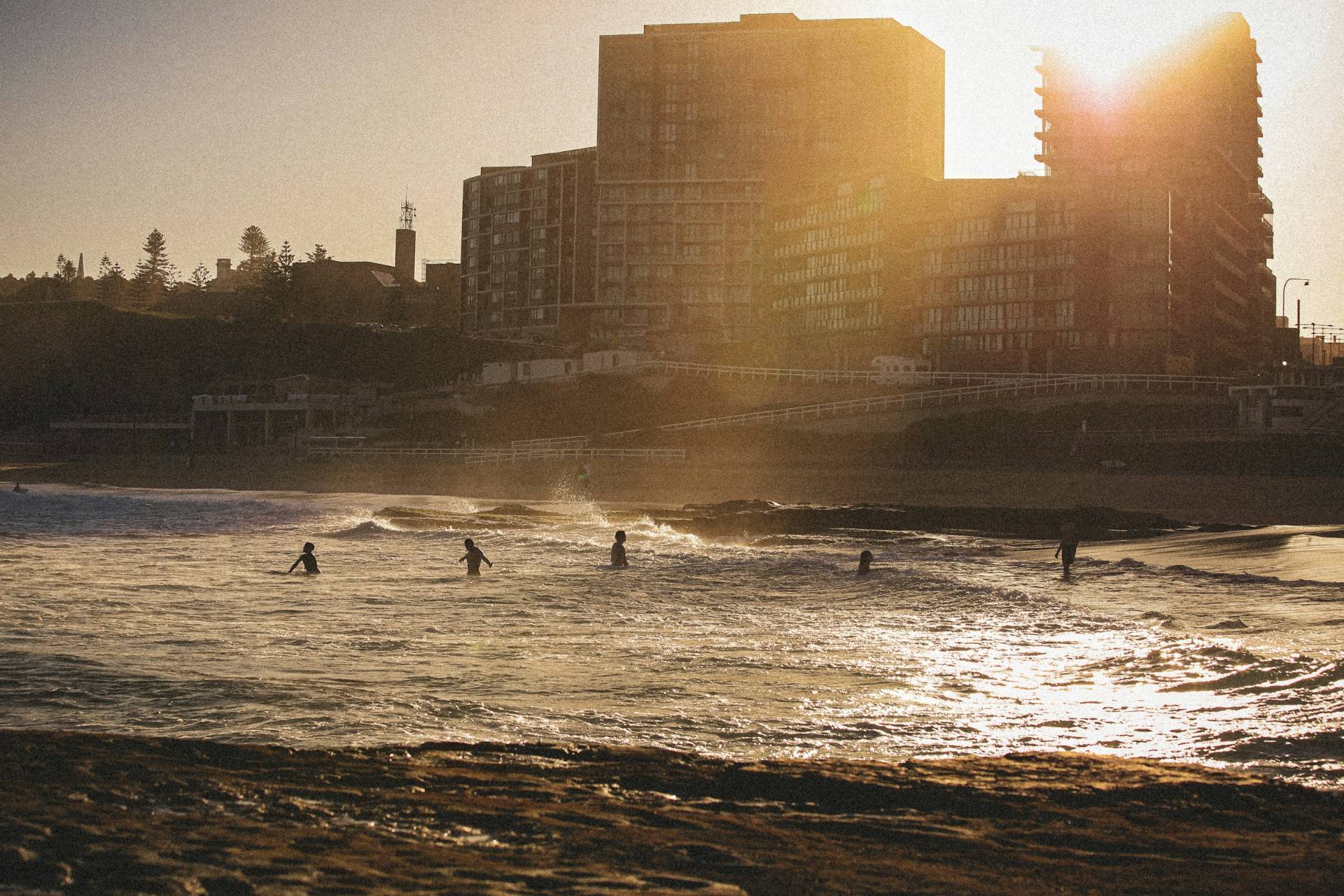loc-newcastle-rachel-kucera-0HH3kMDeq2o-unsplash-compressed